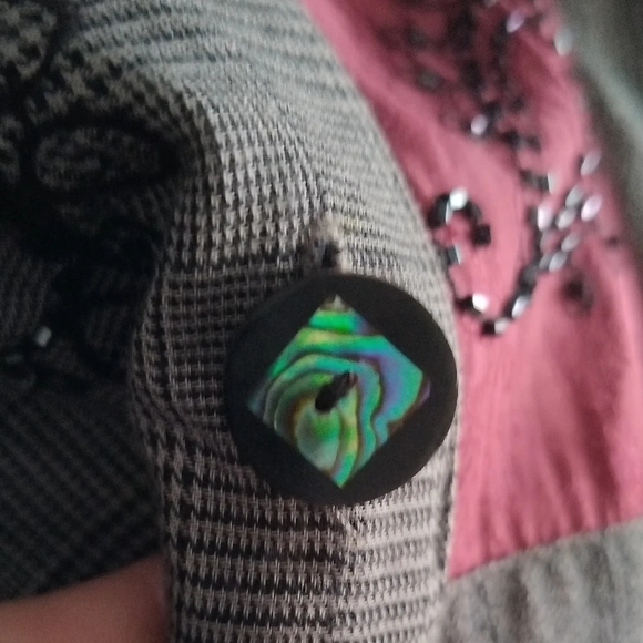 Surya Vintage Gray and Red Patchwork Blazer With Exotic Buttons - Picture 4 of 6